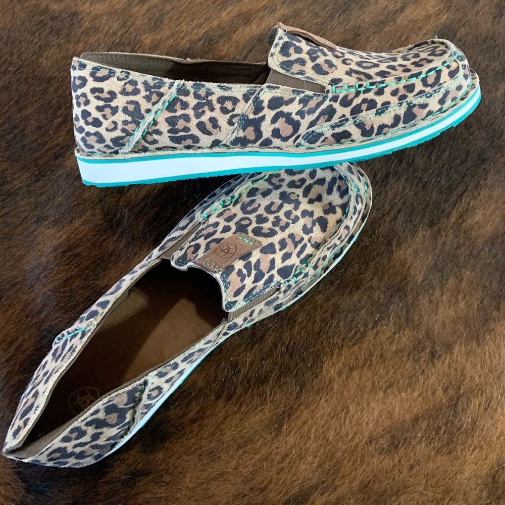 Ariat slip on shoes